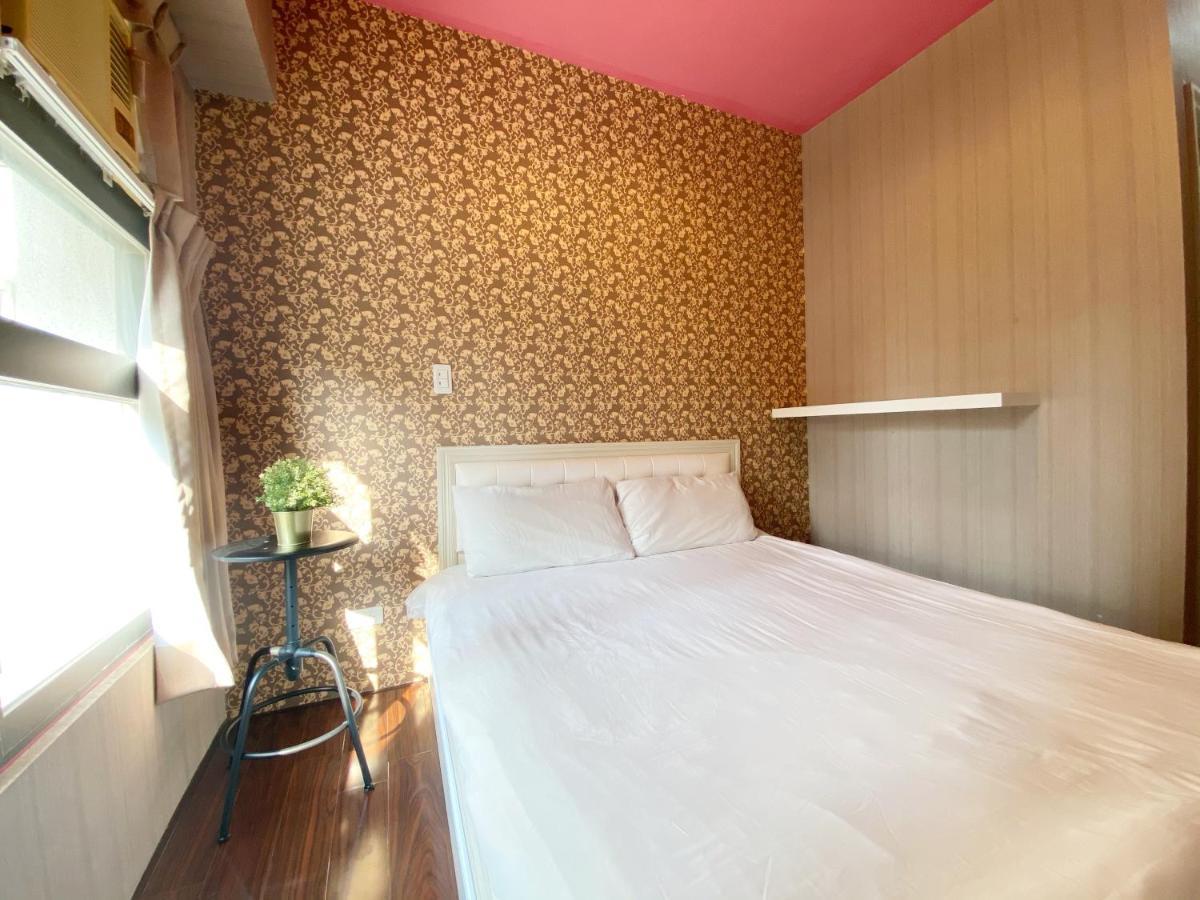 Fengjia 101 Apartment Taichung Bagian luar foto