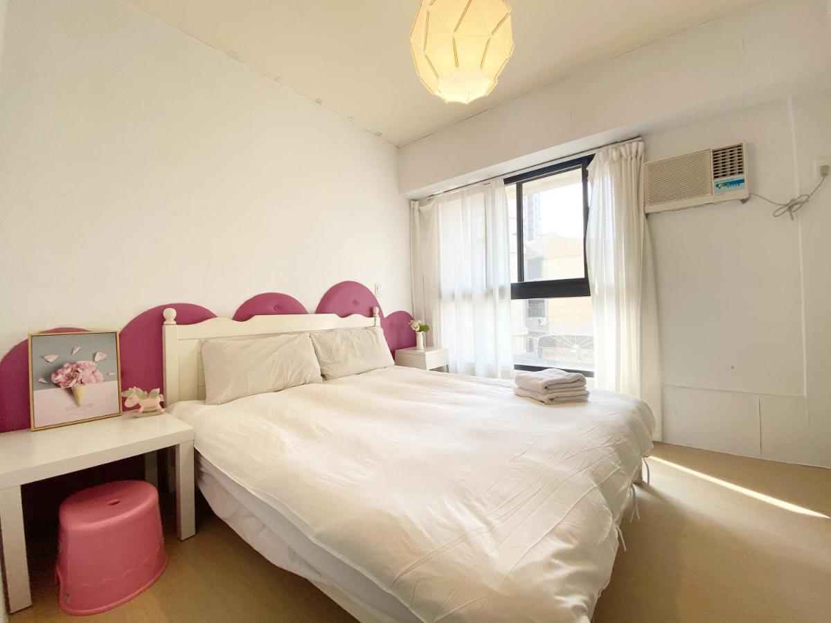 Fengjia 101 Apartment Taichung Bagian luar foto